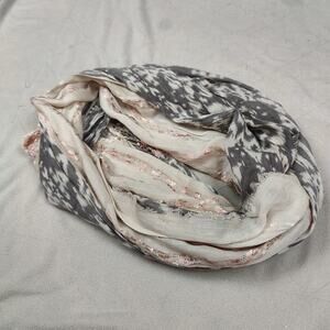 Anthropologie Infinitely Paisley Pink Metallic Stripe Lightweight‎ Silky Circle